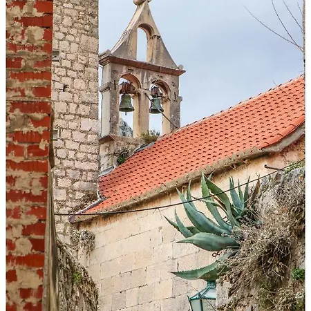Mirabella Omiš